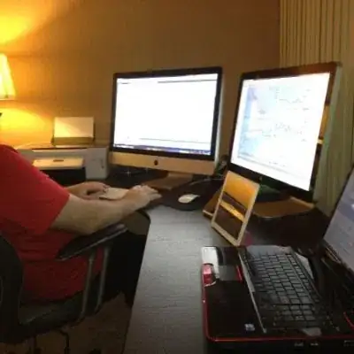 ggplot2 with legend, preserving colors