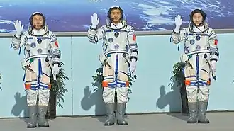 Shenzhou 14 crew