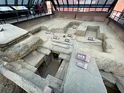 Overview of the tomb
