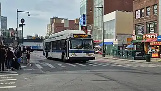 A Q25 bus in Flushing.