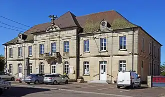 The town hall in Saint-Germain