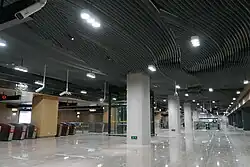 Ceiling in the concourse