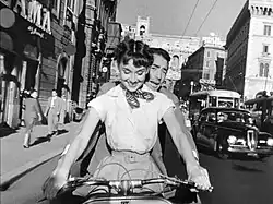 Gregory Peck and Audrey Hepburn in Roman Holiday by William Wyler (1953)