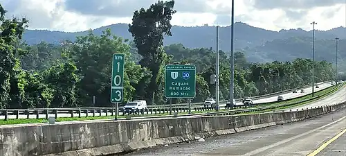 Puerto Rico Highway 52 in San Antonio