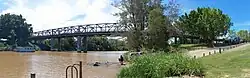 Ballina St. road bridge at Lismore, carrying the Bruxner Highway over the Wilsons River