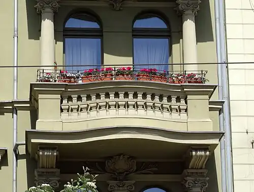 Detail of 1st floor balcony