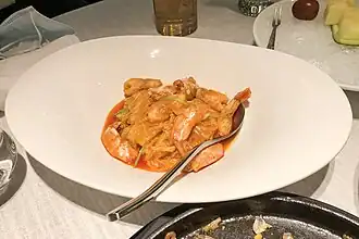 Local cuisine: Braised Prawns