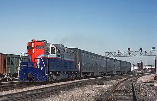 SP #3187 repainted in experimental CALTRAIN "Rainbow" livery (1985)