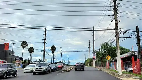 Northbound beginning of PR-175 in Río Cañas, leaving PR-1 junction