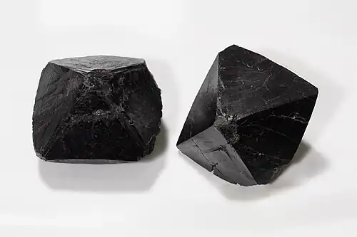 Cassiterite bipyramids, edge length c. 30 mm, Sichuan, China