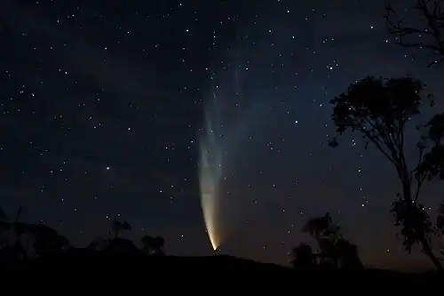 Image 4 Comet McNaught Photo credit: Fir0002 Comet C/2006 P1 (McNaught), as seen from Swifts Creek, Victoria, Australia. This non-periodic comet, the brightest in over 40 years, was discovered on August 7, 2006 by British-Australian astronomer Robert H. McNaught. It was first visible in the northern hemisphere, reaching perihelion on January 12, 2007 at a distance of 0.17&nbsp;AU. More selected pictures