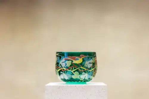 Cylindrical cup, so-called “of the birds”. Imperial Age, Roman culture (1st-4th century AD) Muralto, Villa Liverpool. Discovery 1936. Find from 20-50 AD preserved inside the Visconti castle.