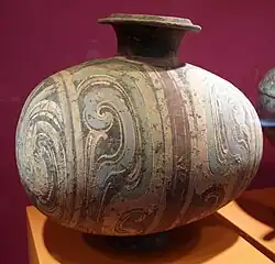 Western Han dynasty cocoon vessel (206&nbsp;BCE-8&nbsp;CE).
