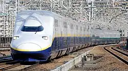 An E4 Shinkansen, similar to those used on Max Asahi services