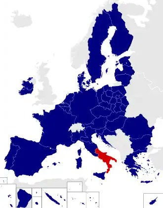 Map of the European Parliament constituencies with Southern Italy highlighted in red
