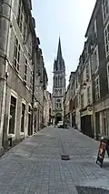 Rue Jeanne d'Albret and the Church of Saint-Martin&nbsp;[fr]