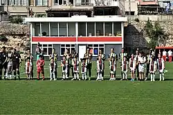 Fenerbahçe women's squad in the away match of the 2021–22 Turkish Women's Football Super League play-off against Fatih Karagümrük women's.