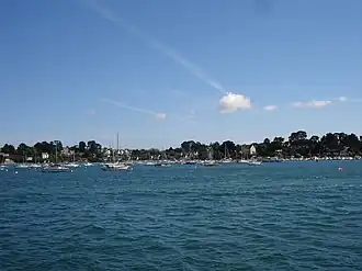 The island lies in the Gulf of Morbihan