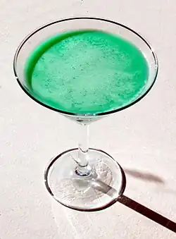 Image 3A grasshopper (from List of cocktails)