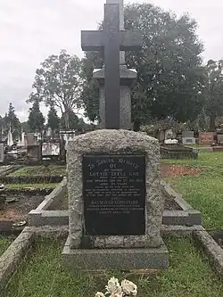 Grave of Lottie Lyell Cox