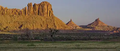Bridger Jack Butte (left) with Sixshooter Peaks (right)