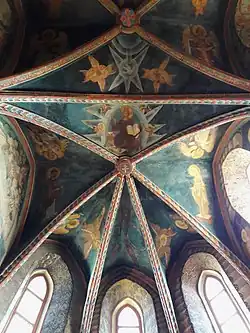 Gothic apse vault of the Holy Trinity Chapel