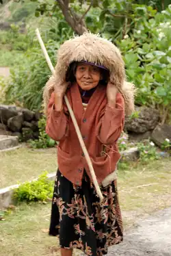 Ivatan woman wearing a vakul