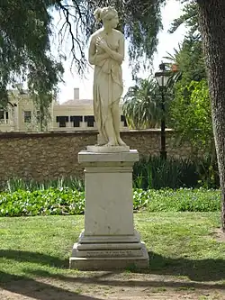 Statue