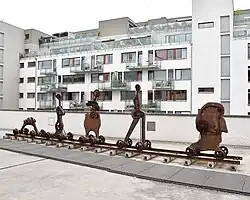 Family ready to leave (1969), second cast of sculpture, DOX, Prague