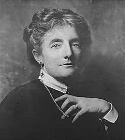 Norris in 1925, photograph by Arnold Genthe