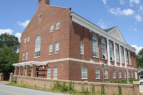 Kent Hall, Social Sciences building