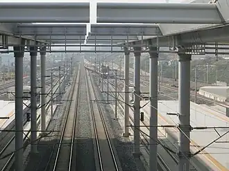 Tracks of Liuzhou–Nanning intercity railway at Nanning East railway station