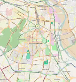 Akbarabadi Mosque is located in Delhi