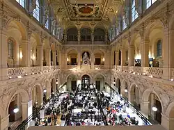 Interior: the Salle de la Corbeille