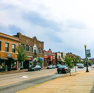 Manchester Road passes through Maplewood, Missouri