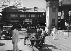 Plaza Moraga side of Jones Bridge