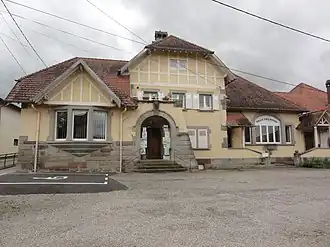 The town hall in Mouacourt