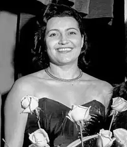 Pizzi upon winning the Sanremo Music Festival 1952