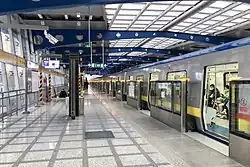 Line 13 northbound platform