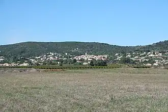 A general view of Péret