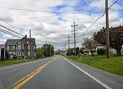 PA 191 southbound through Eastlawn Gardens