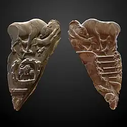 Both sides of the Bull palette; c.&nbsp;3200–3000&nbsp;BC; greywacke or schist; 25&nbsp;cm; Louvre