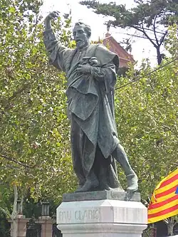 Pau Claris (1880), de Rafael Atché, Passeig de Lluís Companys.