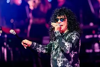 Shortino performing at Rock Meets Classic in 2024