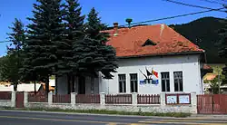Voșlăbeni town hall
