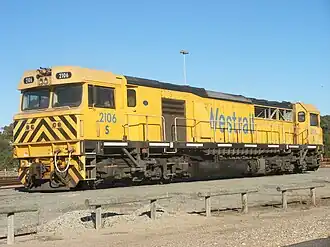 S2106 in the yellow and blue livery