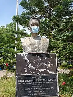 Statue of Adekunle Ajasin