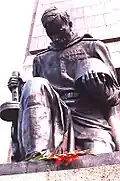 Statue of kneeling Soviet soldier at the memorial
