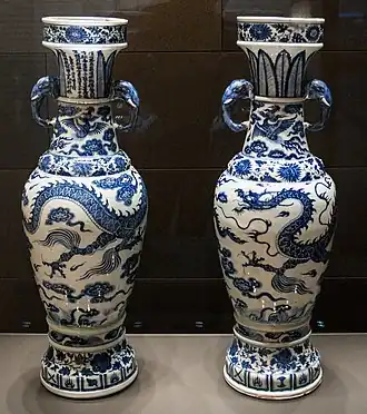 The David Vases; 1351 (the Yuan dynasty); porcelain, cobalt blue decor under glaze; height: 63.8&nbsp;cm; British Museum (London)
