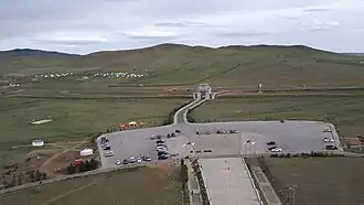 The main road leading to the statue